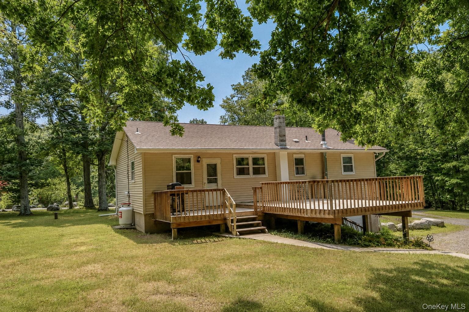 120 Basel Road thumbnail 32