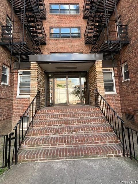 64-74 Saunders Street Unit: 1E, Rego Park