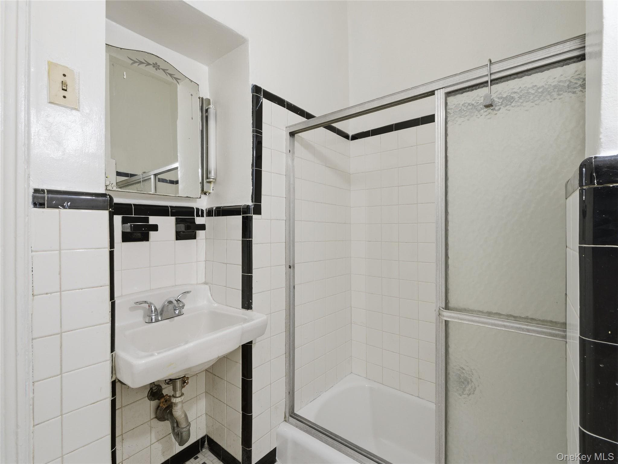 372 Parkside Avenue thumbnail 9