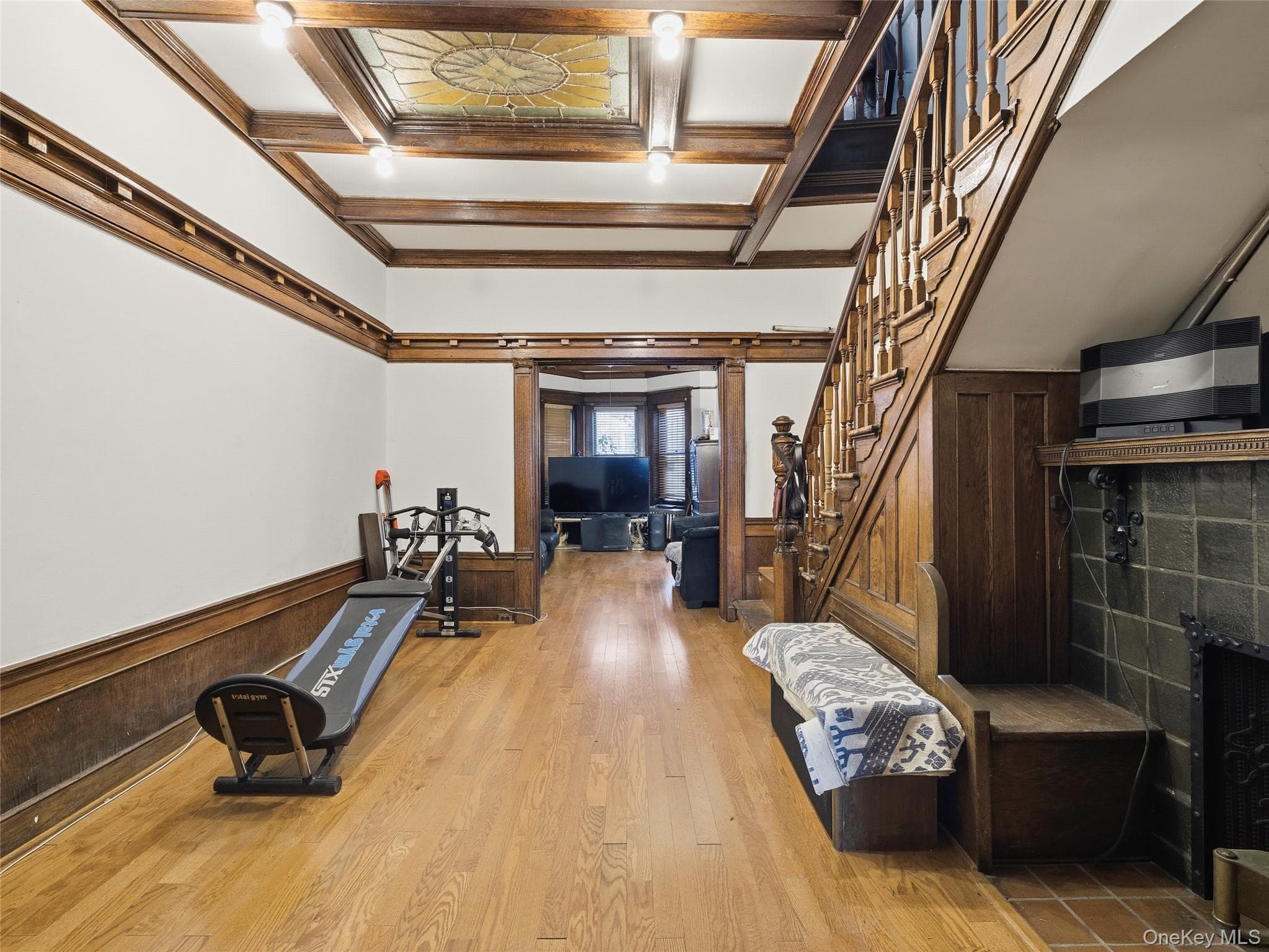 372 Parkside Avenue thumbnail 3