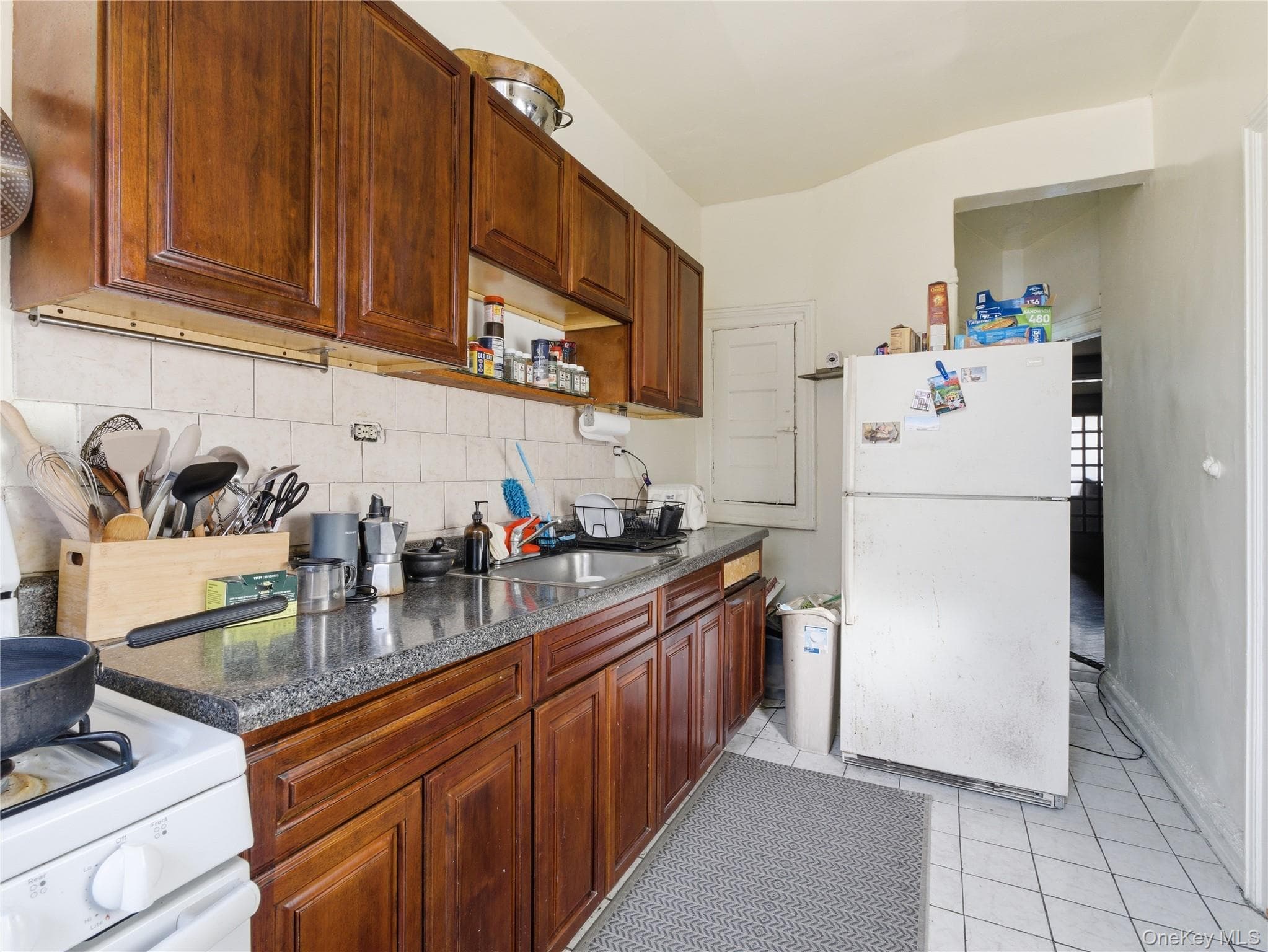 372 Parkside Avenue thumbnail 30