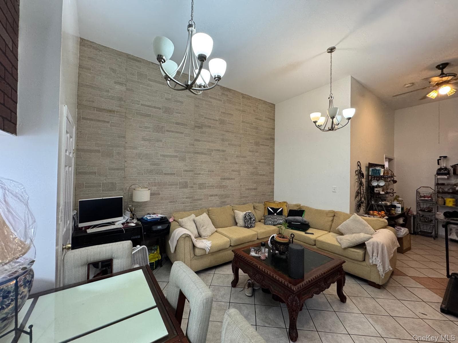 643 Baker Avenue thumbnail 2
