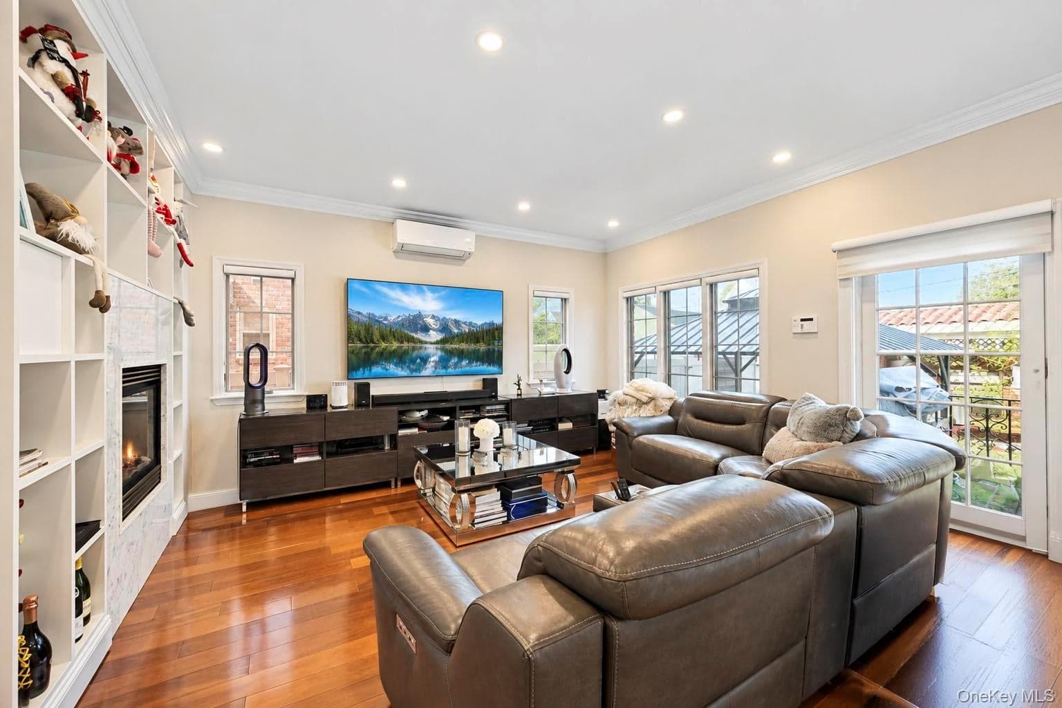 157-35 19th Avenue thumbnail 13