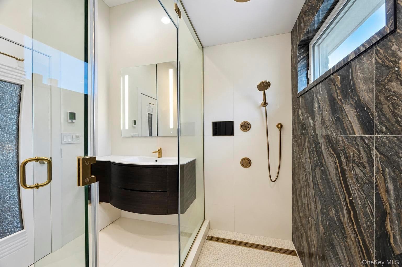157-35 19th Avenue thumbnail 27