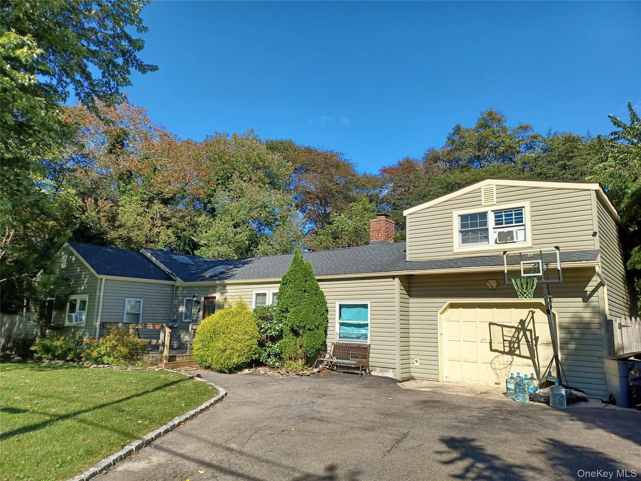 77 Dahlia Drive, Mastic Beach