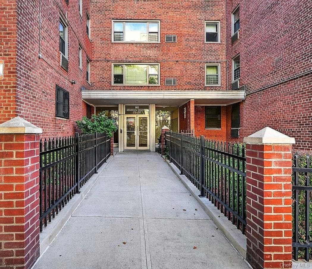 1010 Sherman AVE Unit: 2D, Bronx