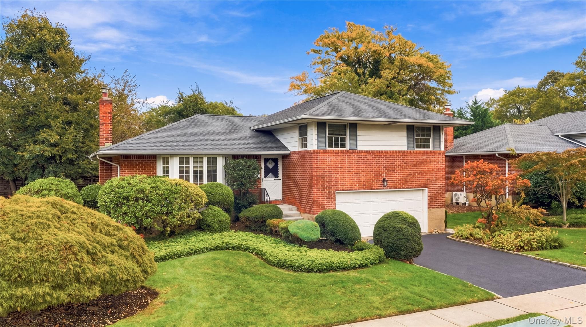 52 Winthrop Road, Plainview