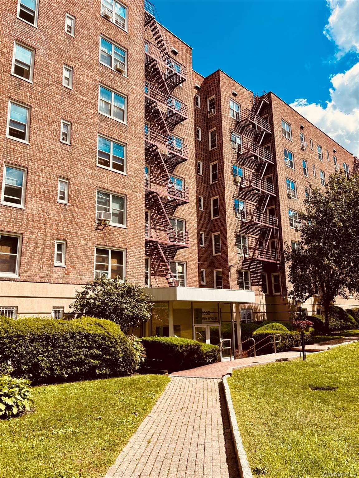 1300 Midland Avenue Unit: A-65, Yonkers
