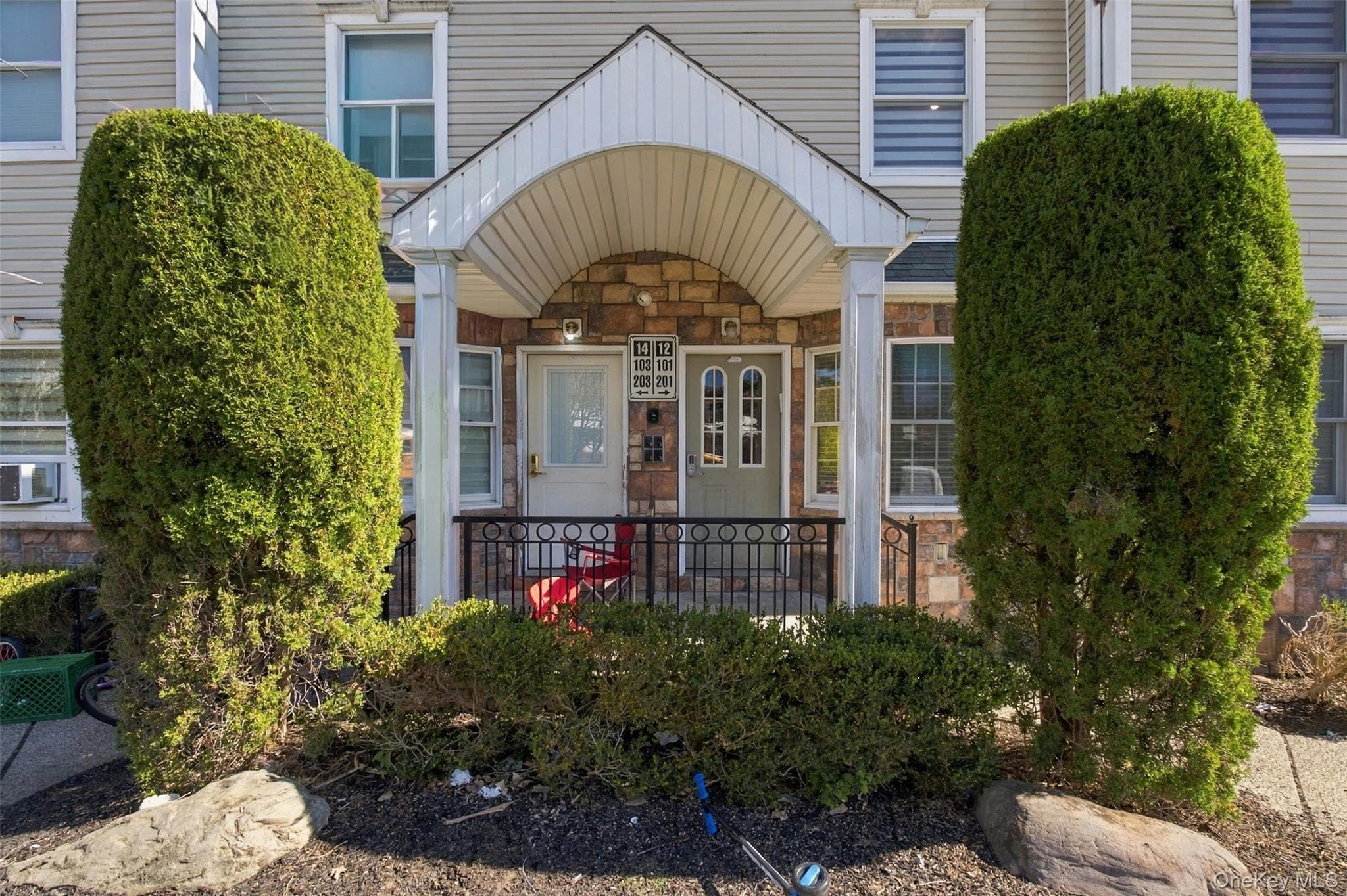 12 Widman Court Unit: 201, Spring Valley