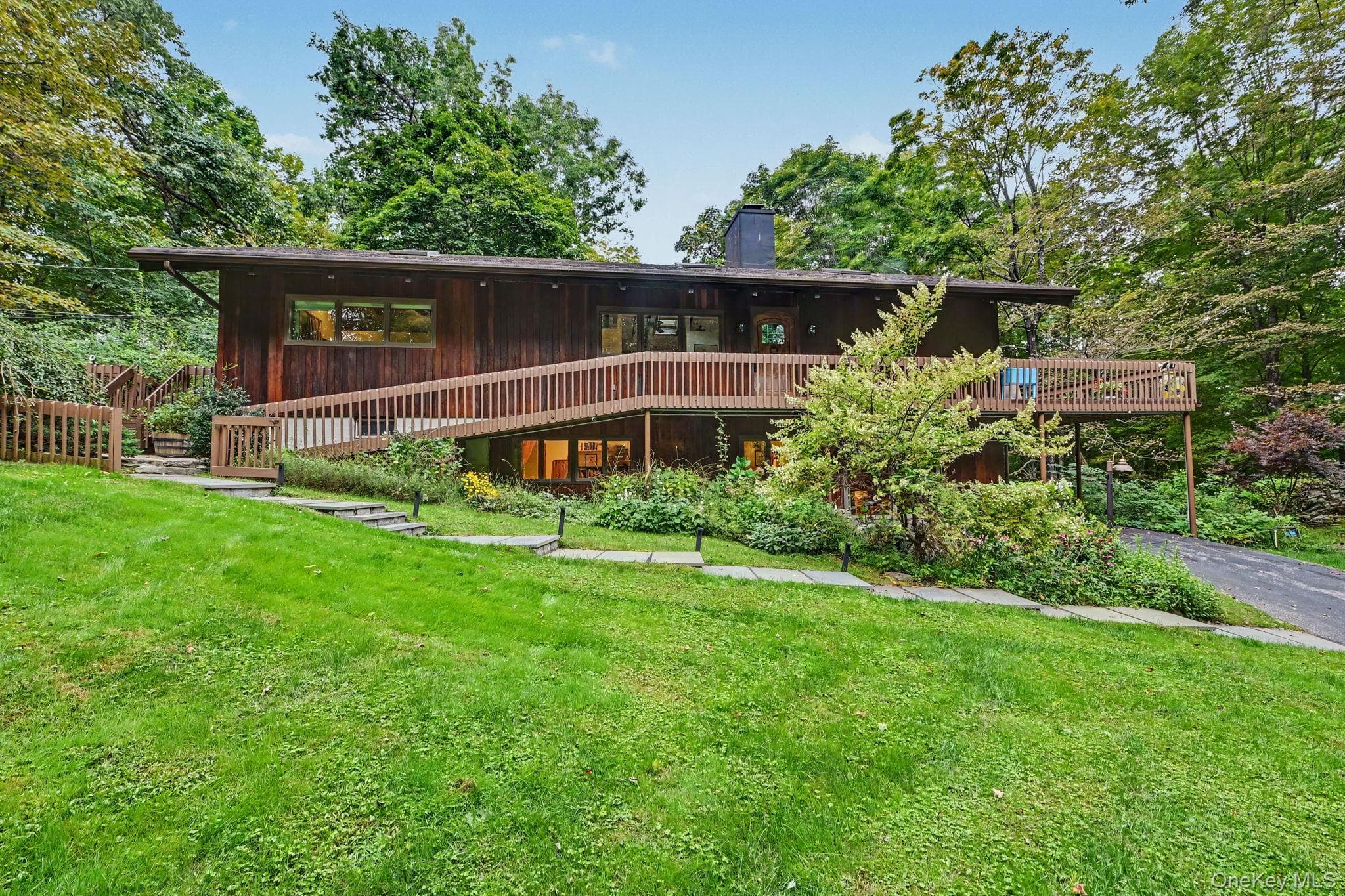 380 Long Ridge Road, Pound Ridge