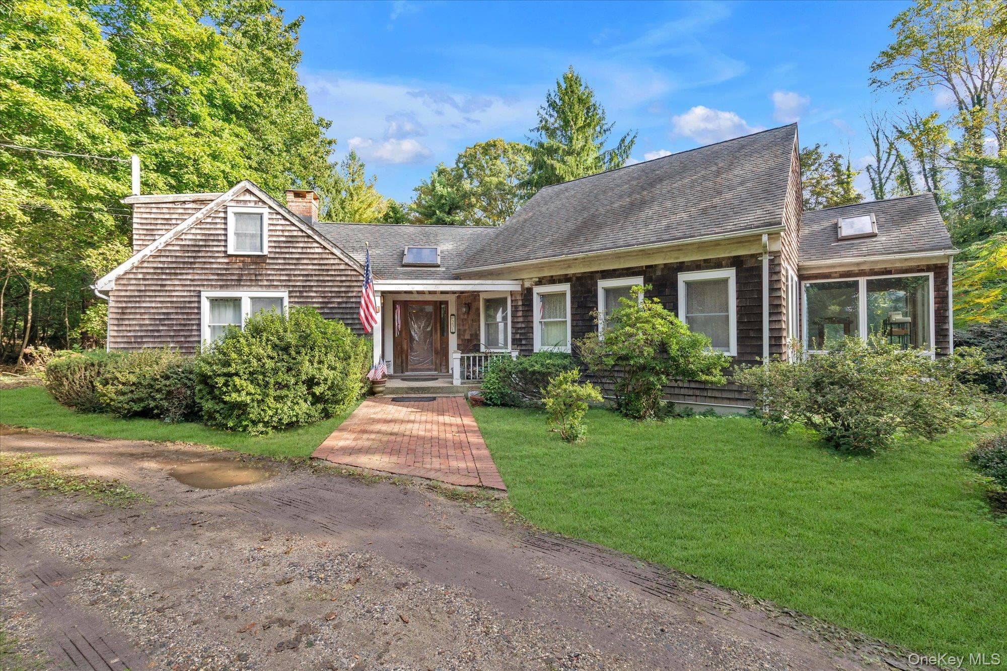 231 Southdown Road, Lloyd Harbor