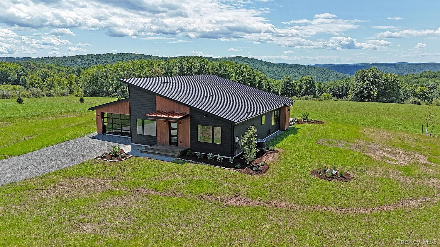 199 Henderson Road, Hankins