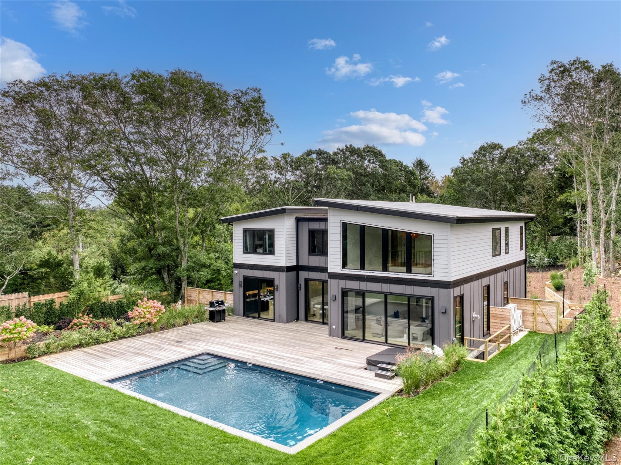 25 S Duncan Drive, Montauk