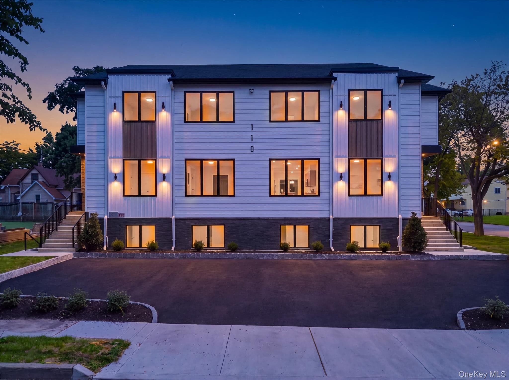 110 Fairview Avenue Unit: #201, Spring Valley