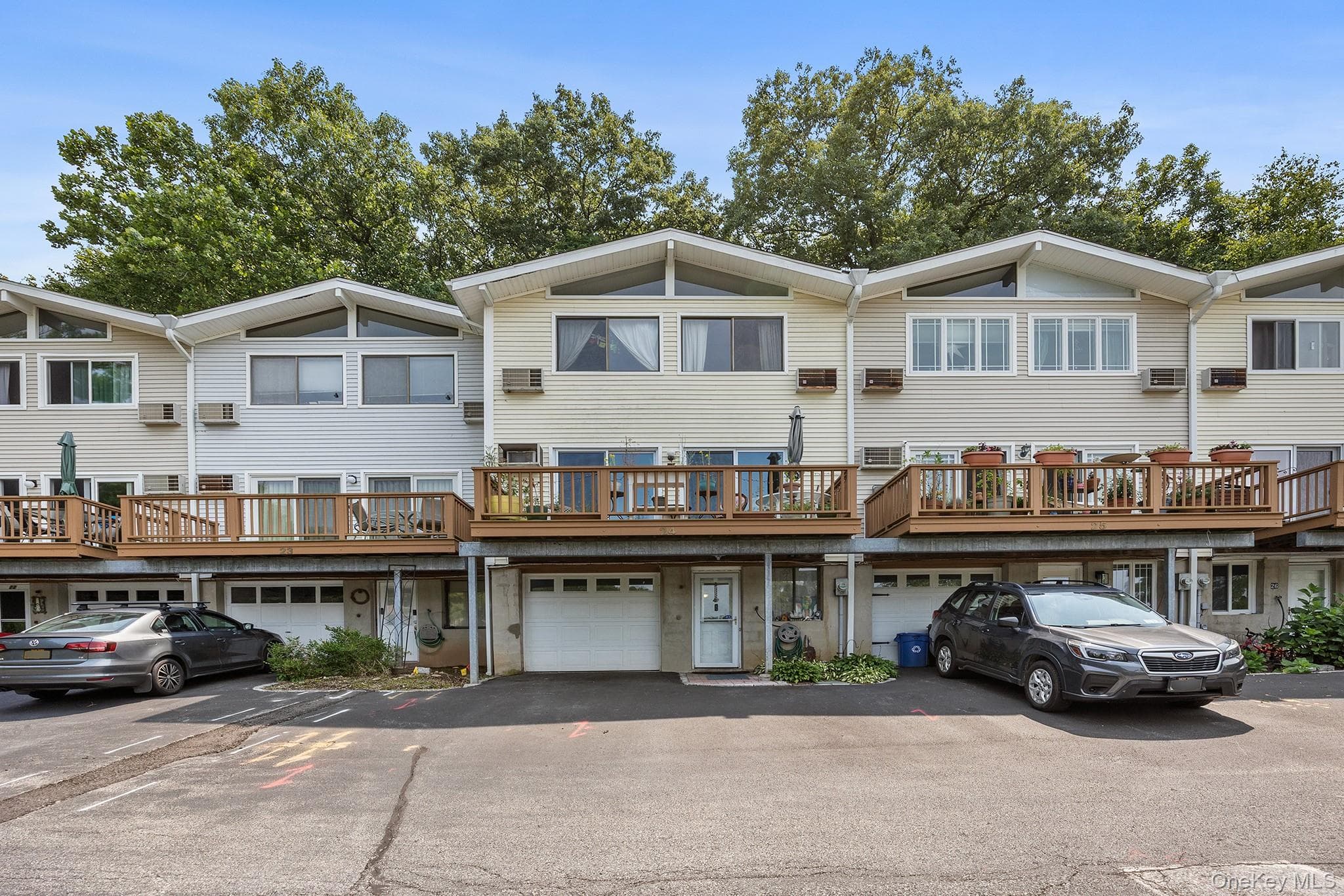 24 Scenic Circle Unit: 24, Croton-on-hudson