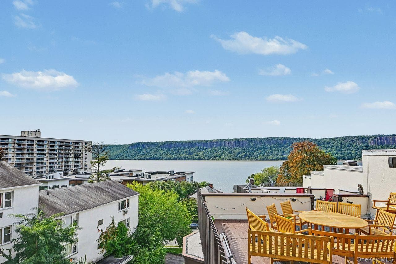 1200 Warburton Avenue Unit: 41, Yonkers