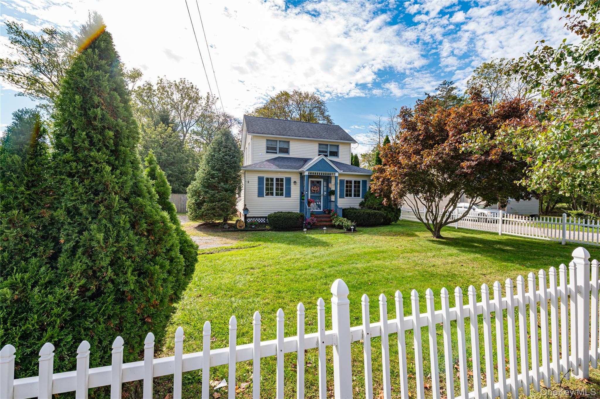 328 Pulaski Road, Kings Park