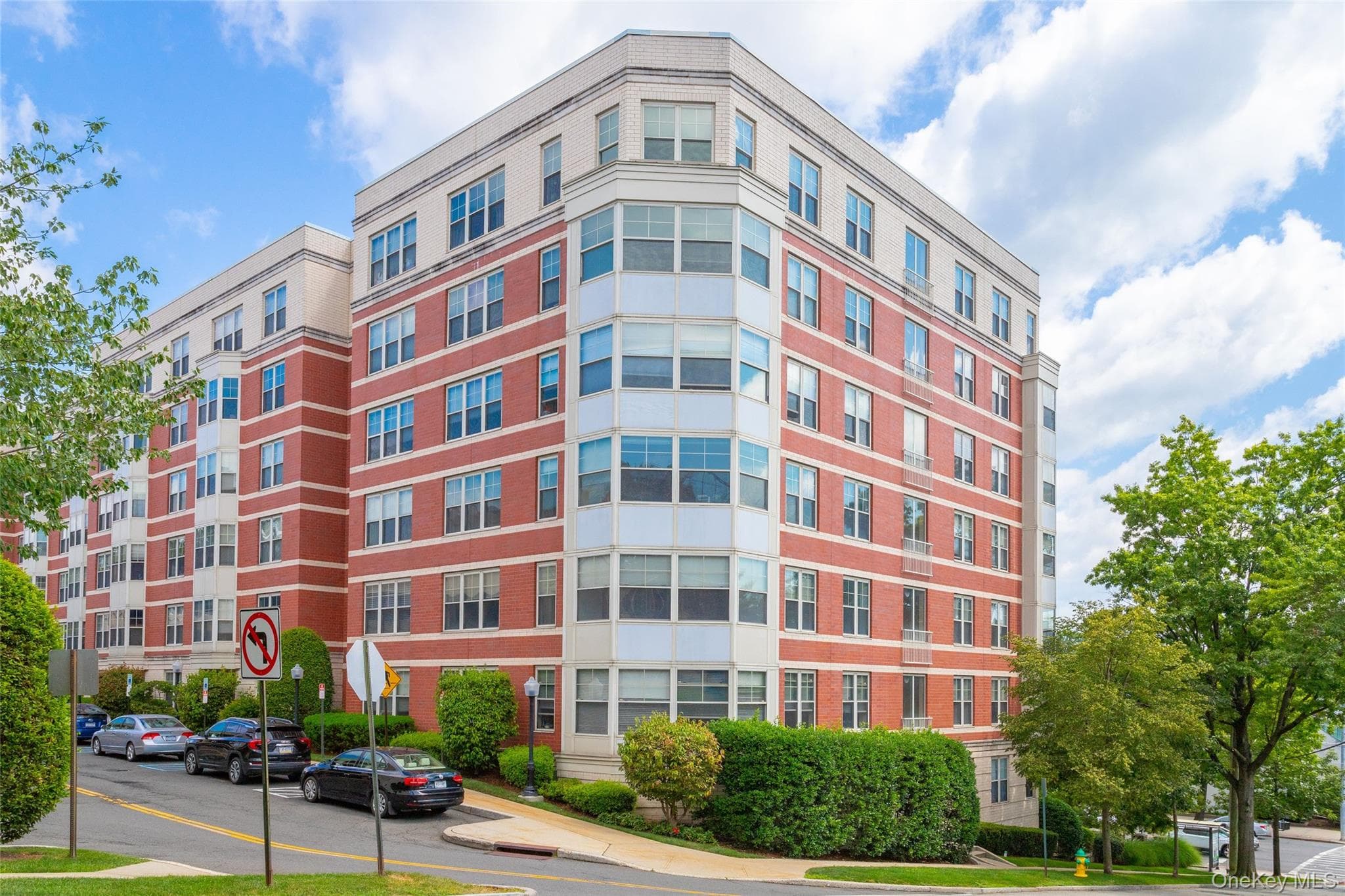 300 Mamaroneck Avenue Unit: 201, White Plains