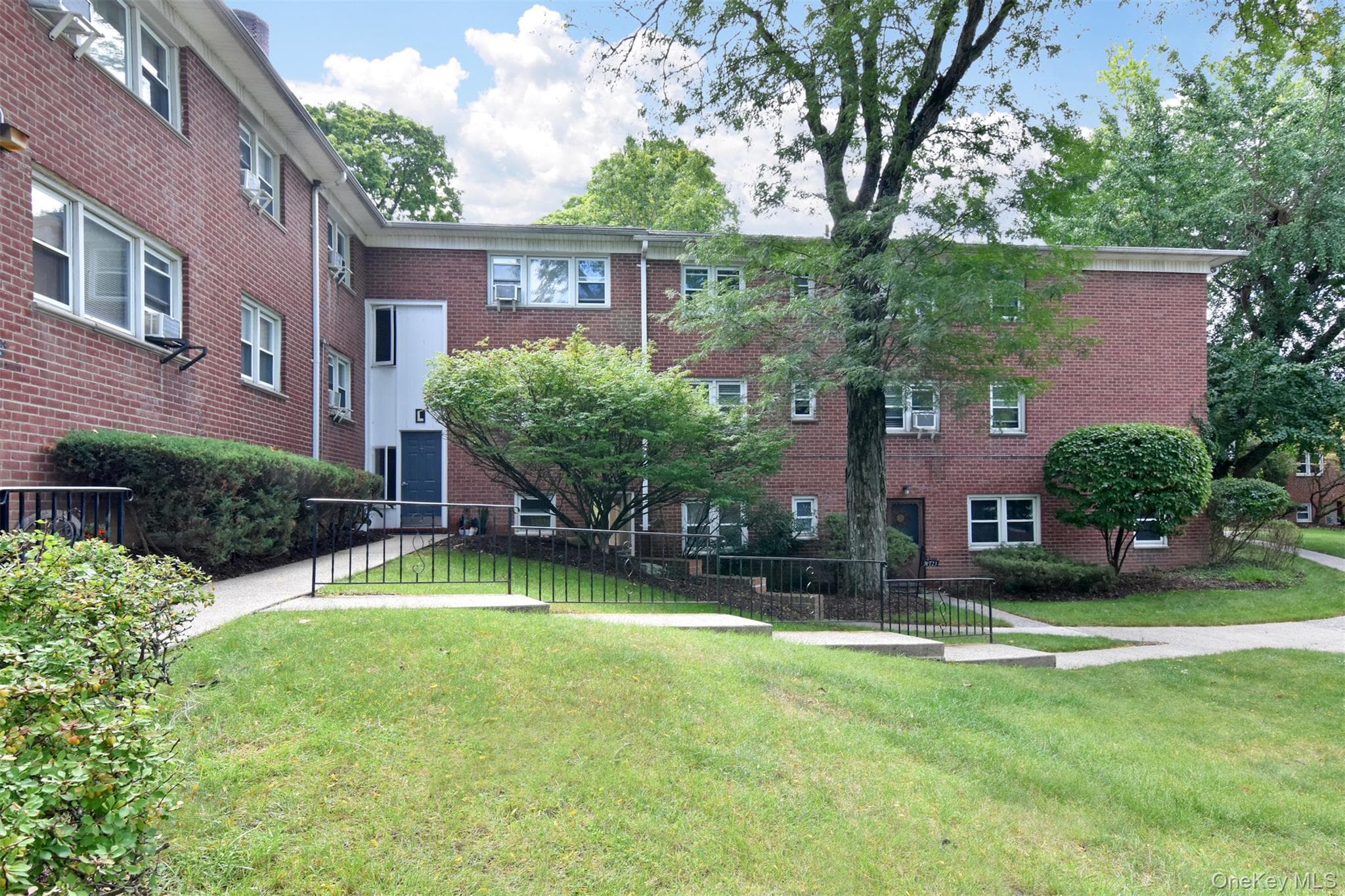 140 N Broadway Unit: L-4, Irvington