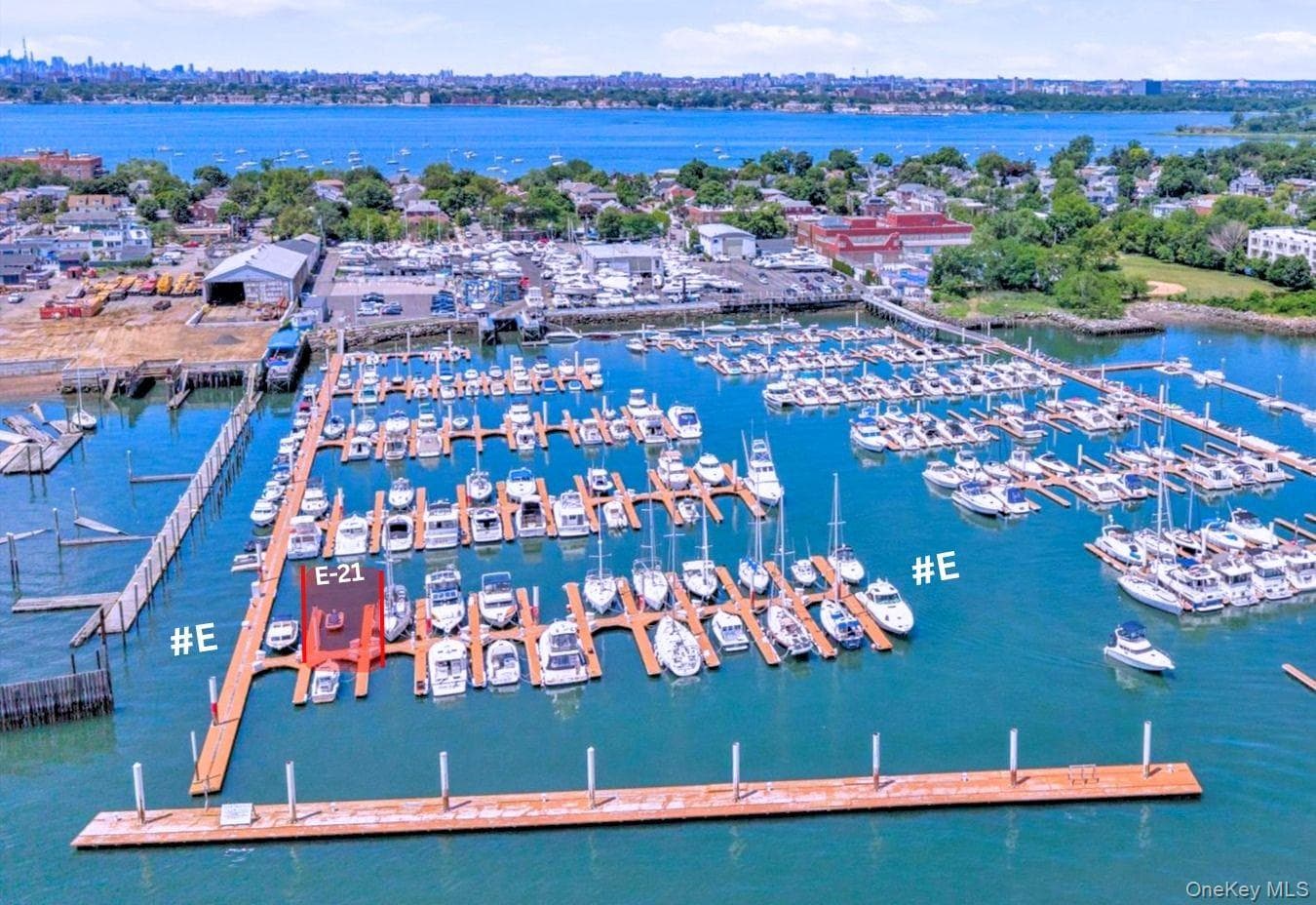 148 City Island Avenue Unit: #E-21, Bronx