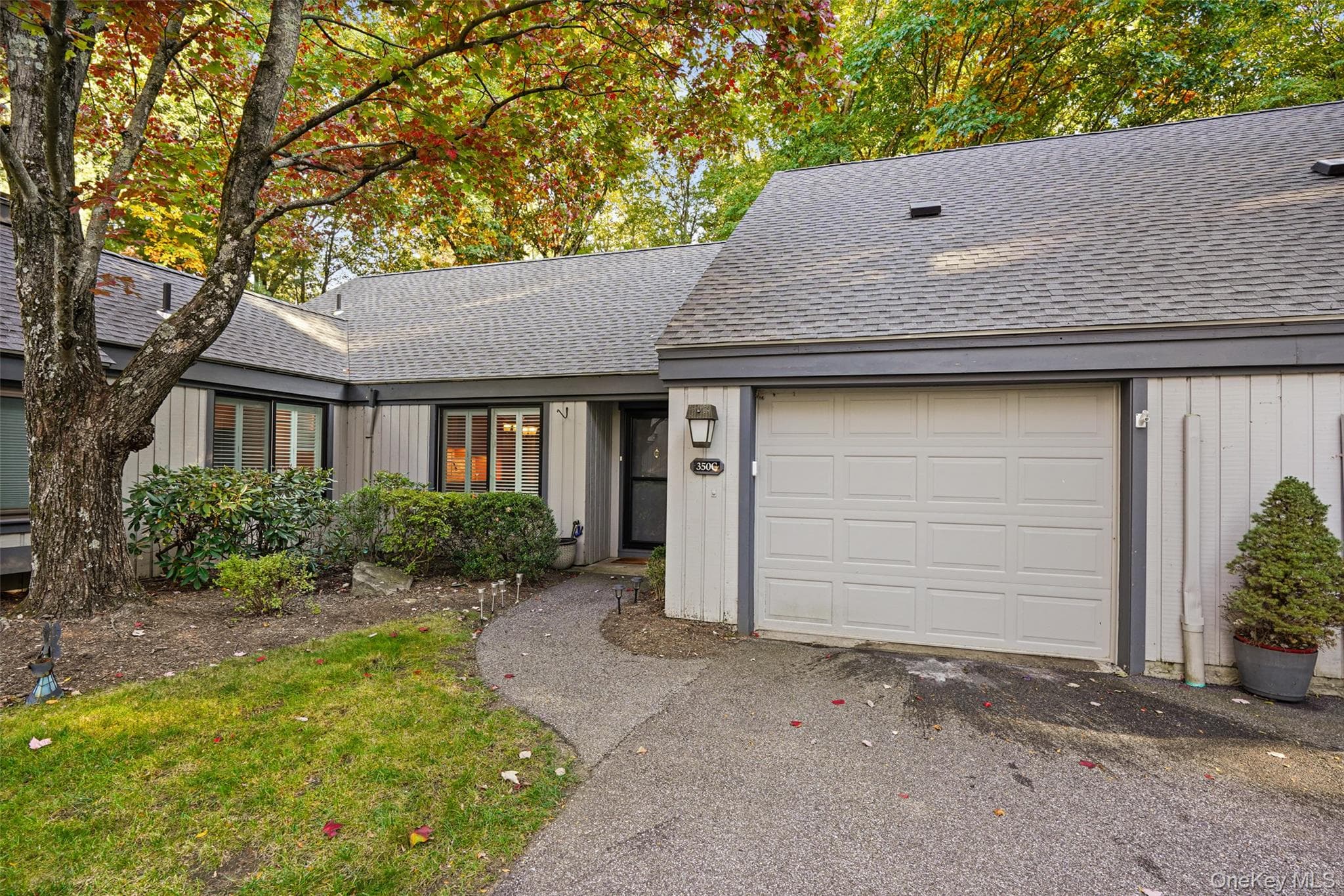 350 Heritage Hills Drive Unit: C, Somers