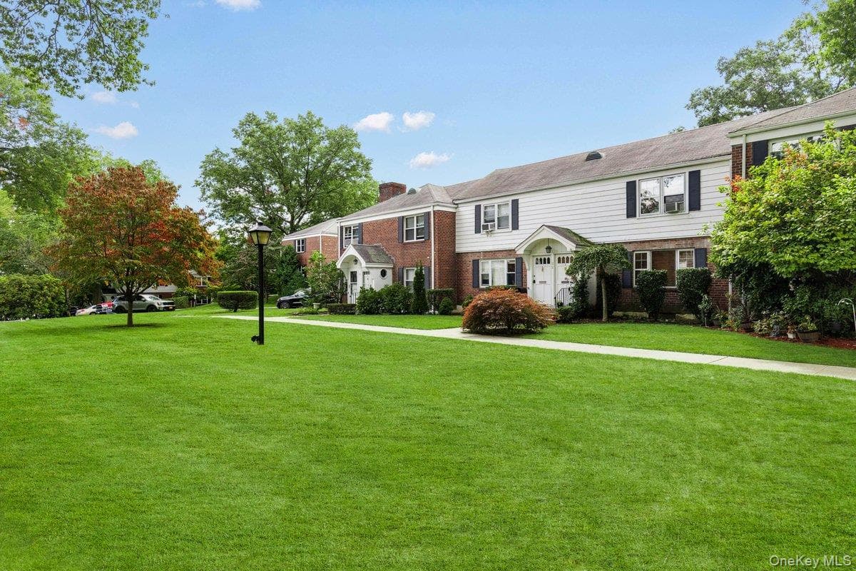 2 Peck Avenue Unit: 22B, Rye