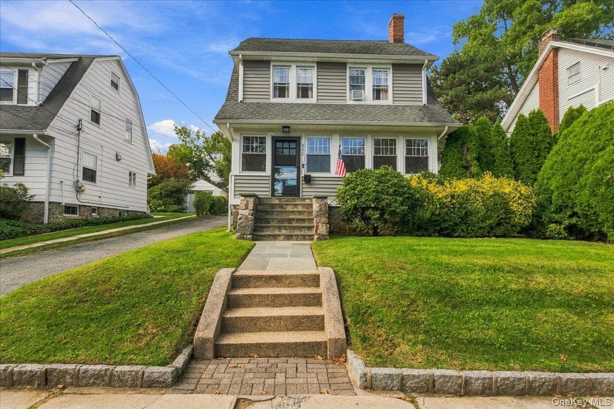 232 Clinton Avenue, New Rochelle