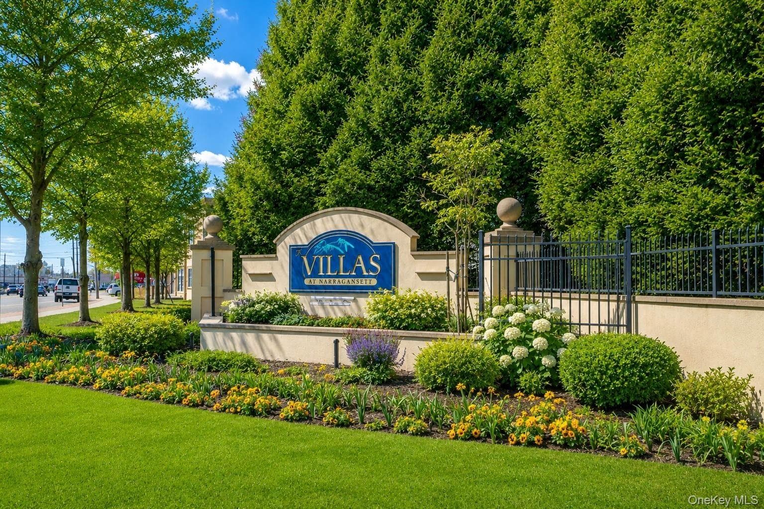 406 Narragansett Villas Drive, Lindenhurst