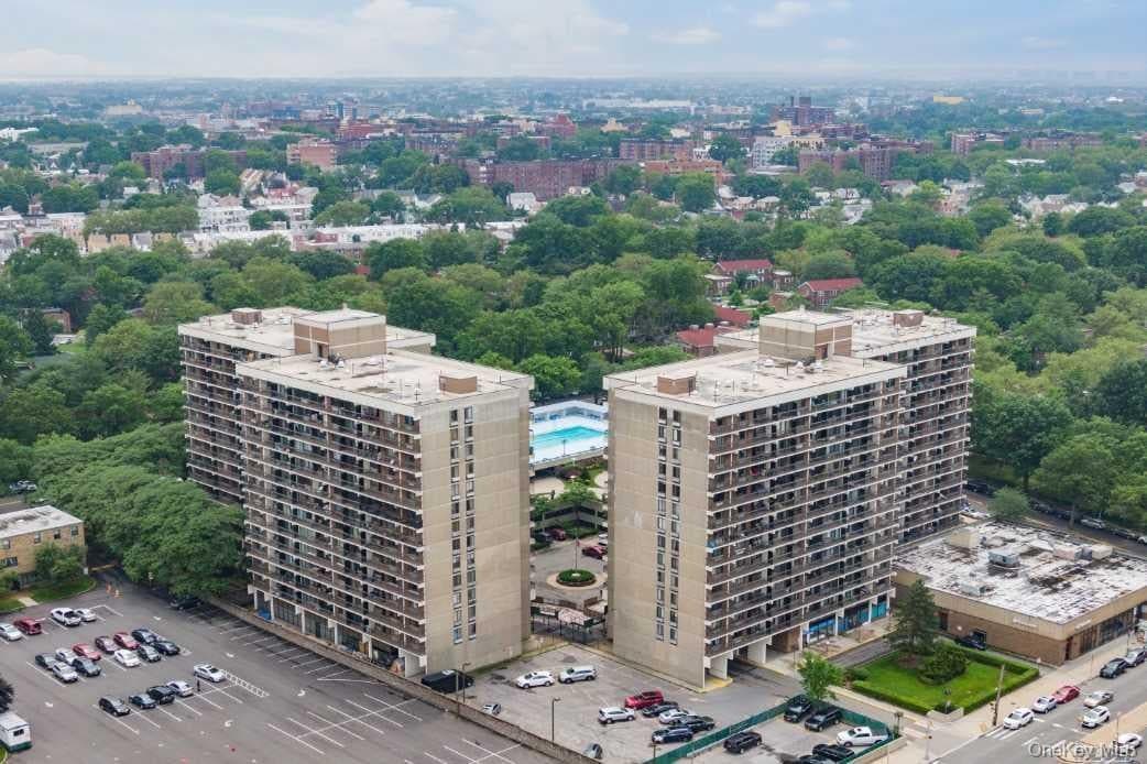 152-18 Union Turnpike Unit: 4 P, Flushing