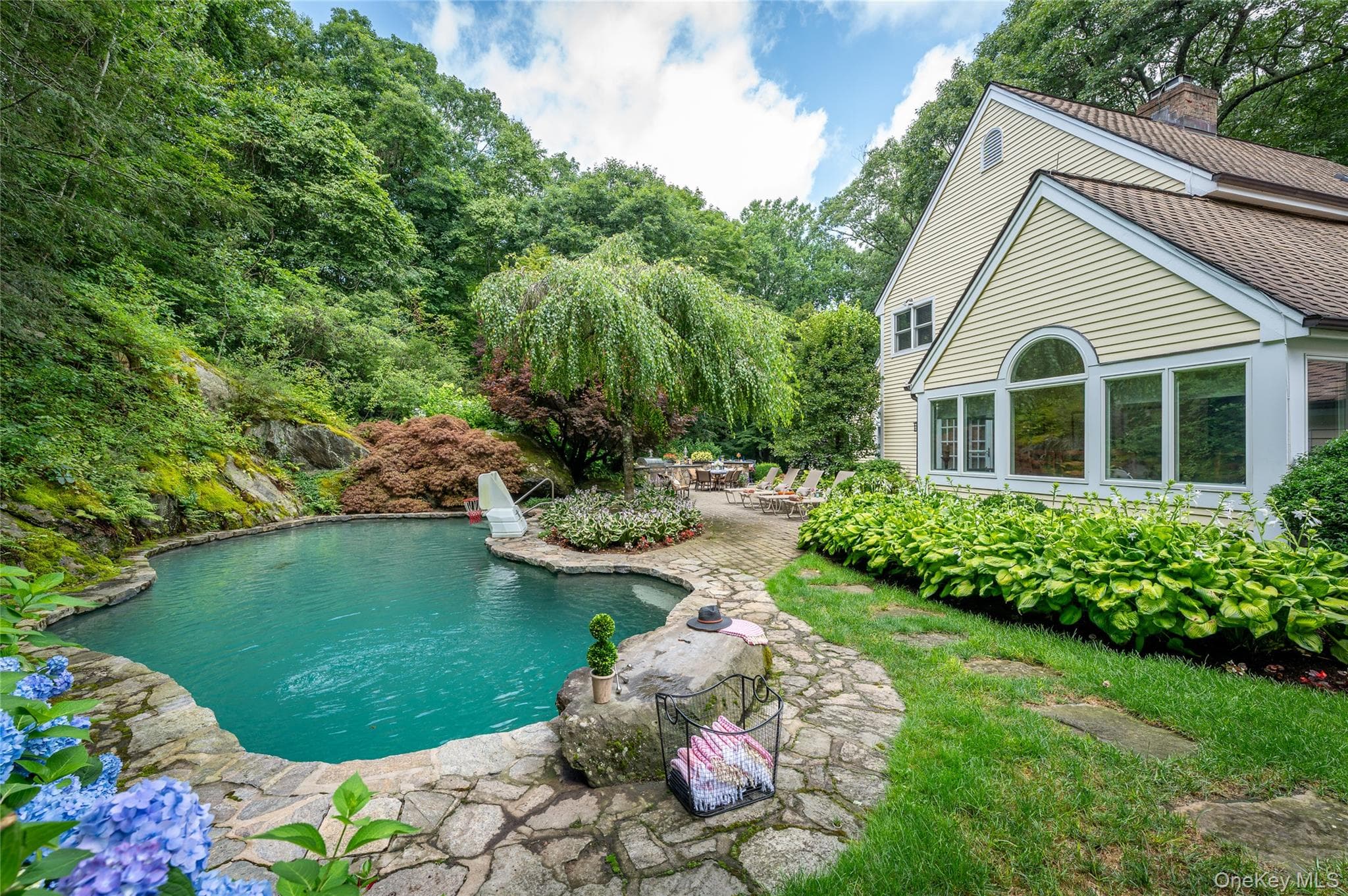 55 Old Logging Road, Bedford