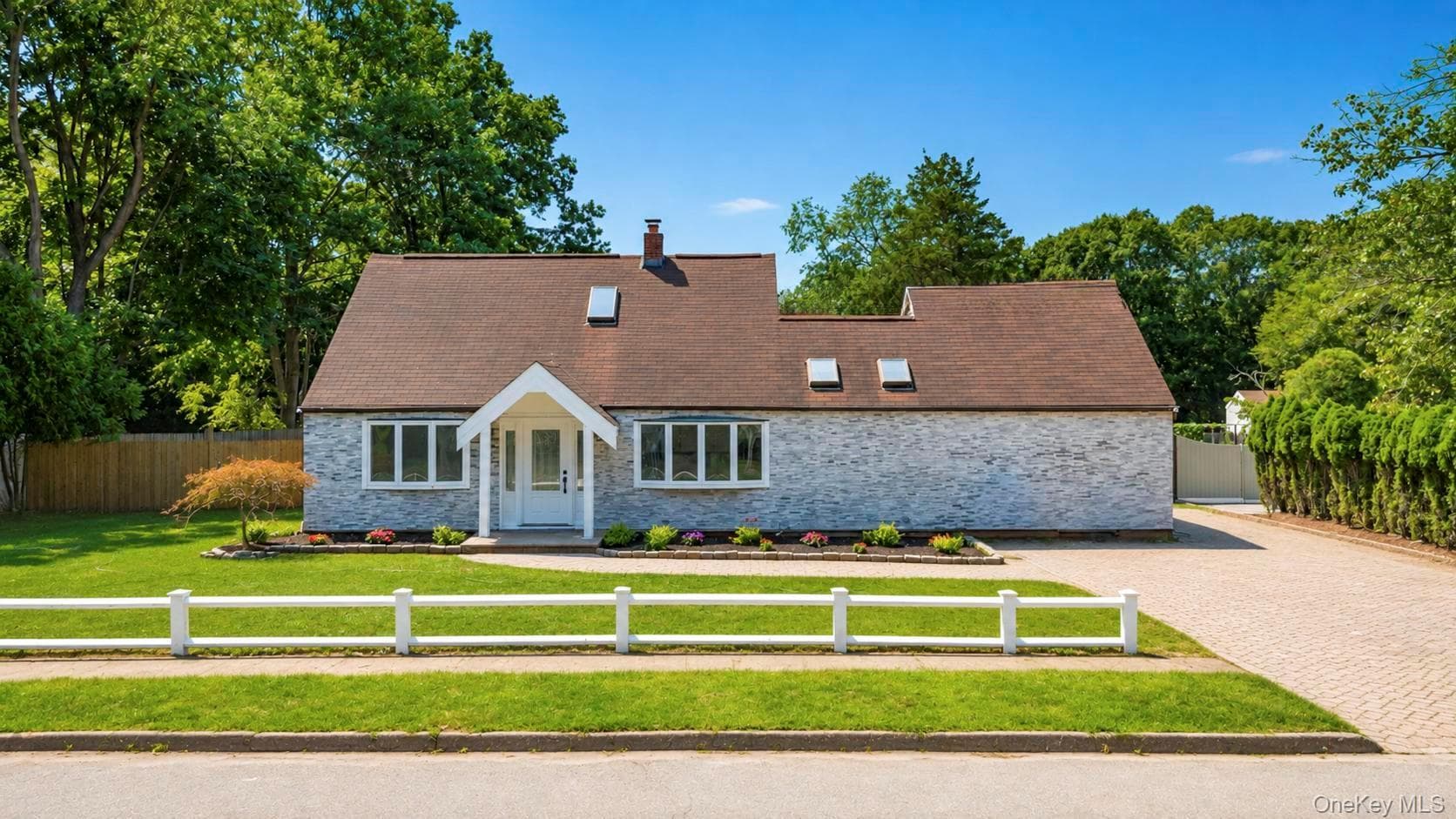 36 Fifty Acre Road, Smithtown