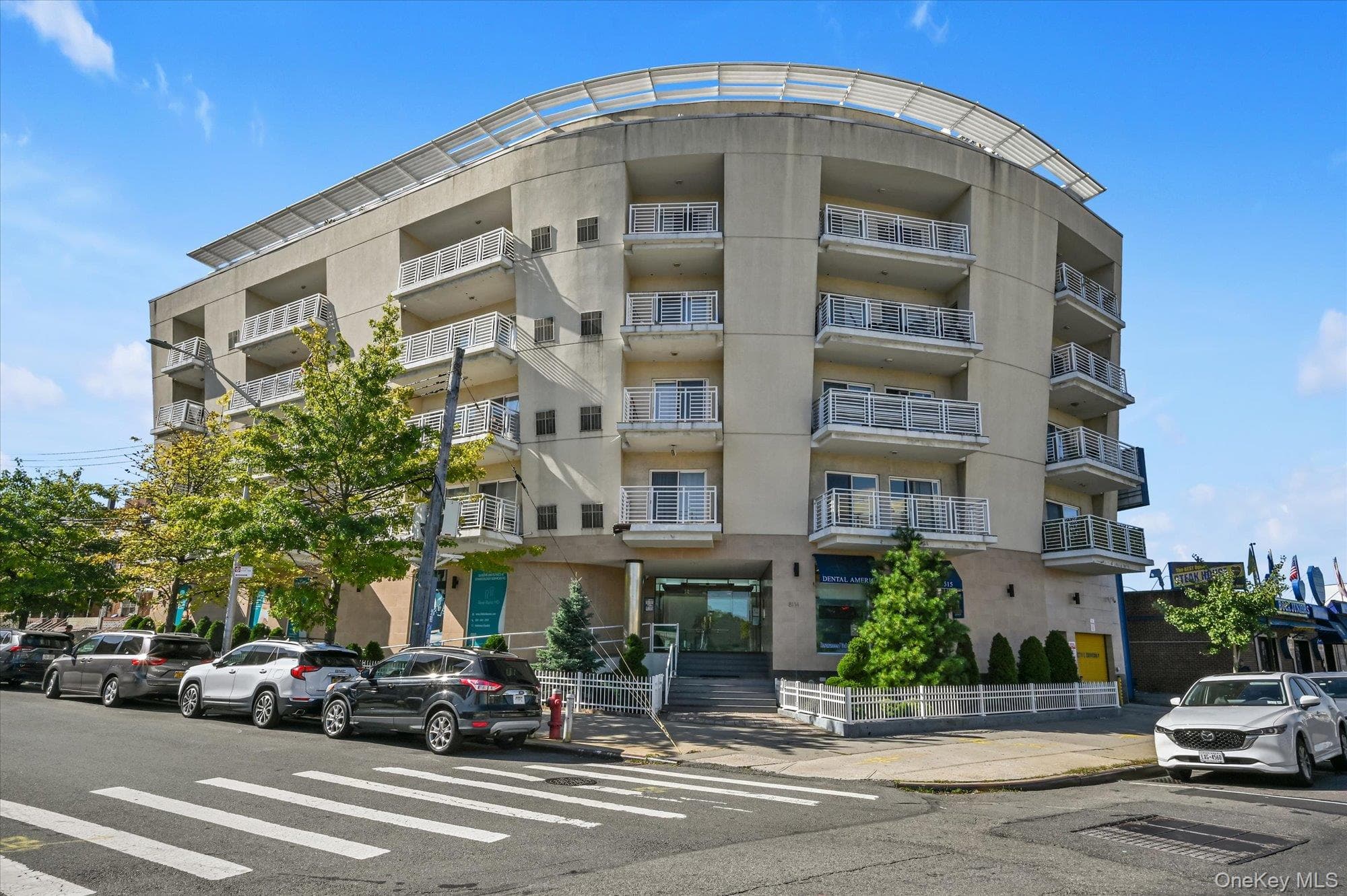 81-14 Queens Boulevard Unit: PH6C, Elmhurst