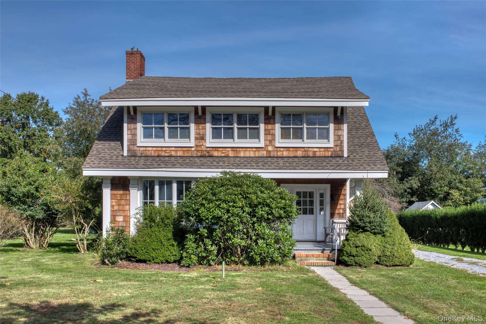 845 Orchard Street, Orient