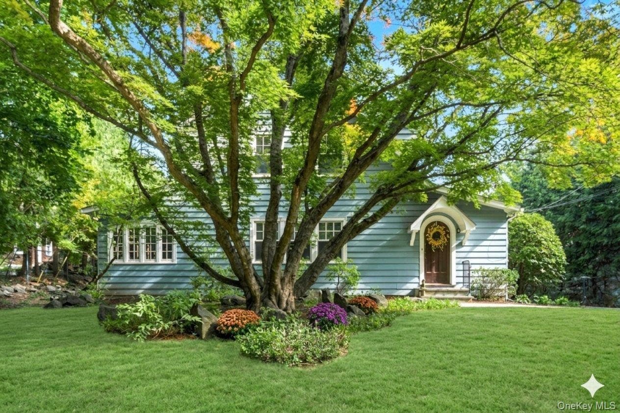 54 Closter Road, Palisades