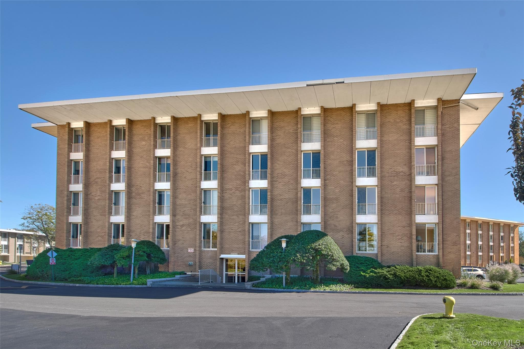 720 Milton Road Unit: West Building, 2E, Rye