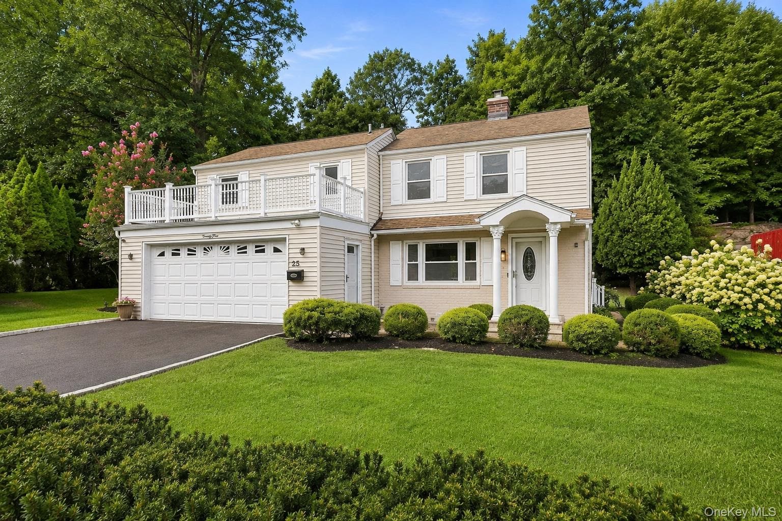 25 Greenvale Circle, White Plains