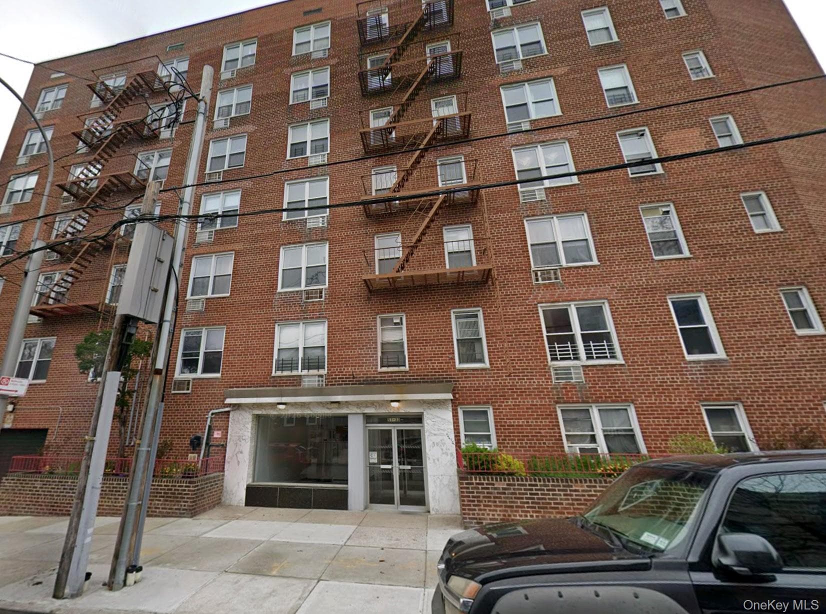 5133 Goldsmith Street Unit: 5A, Elmhurst