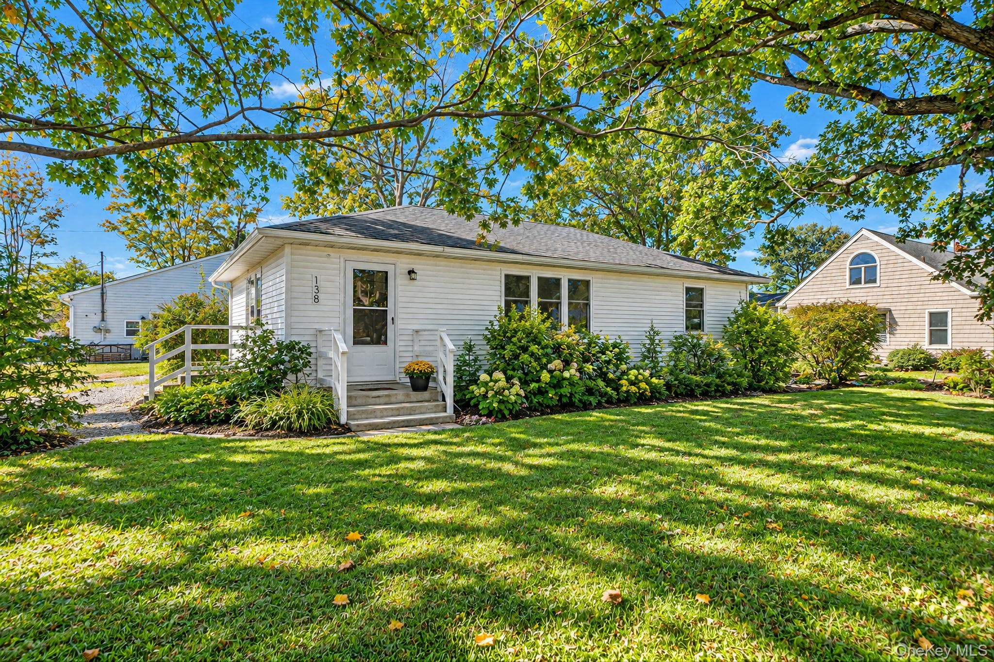 138 Central Avenue, Patchogue