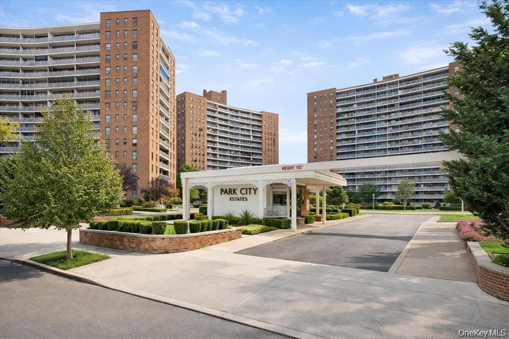 61-45 98th Street Unit: 2C, Rego Park