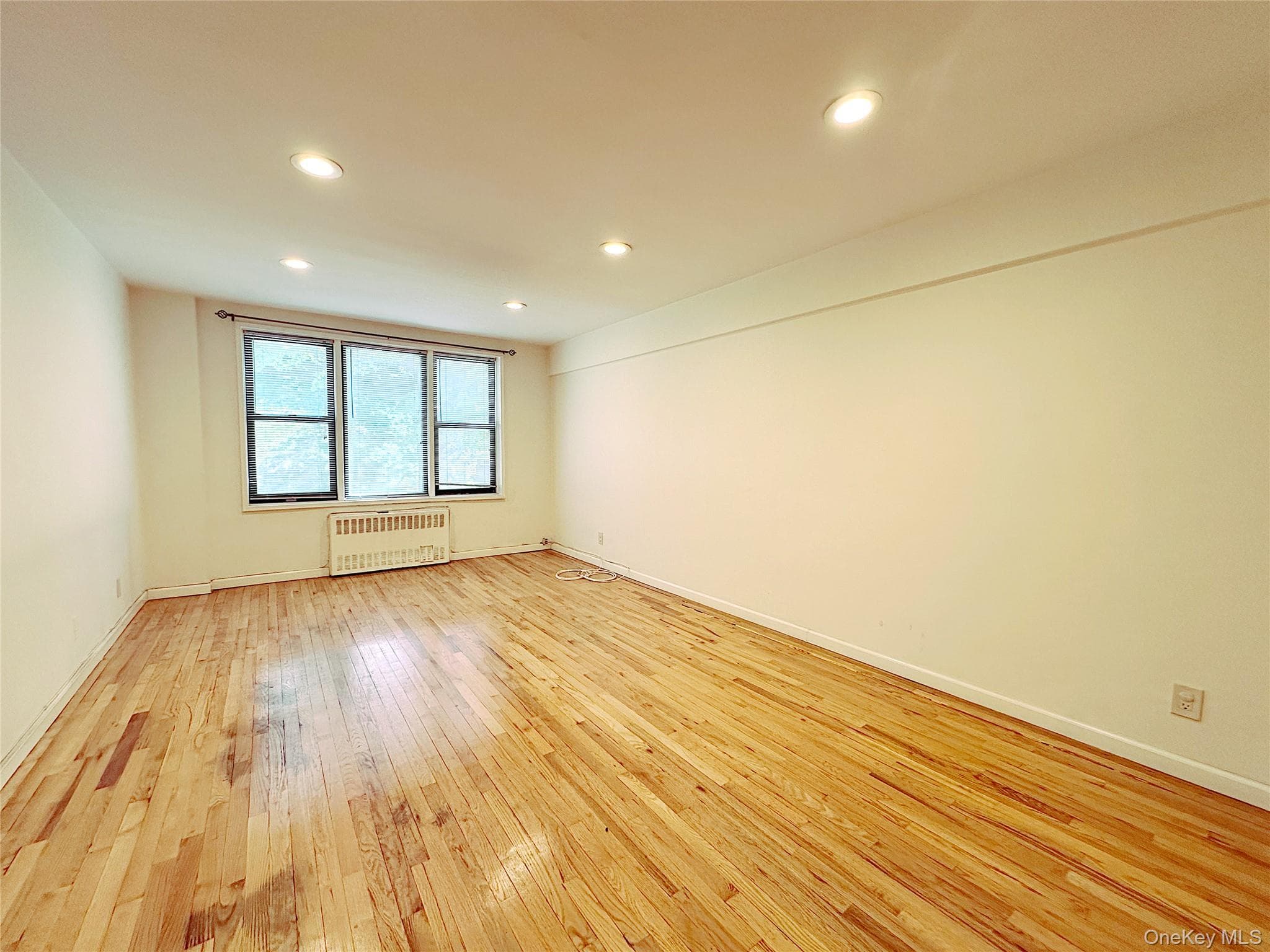 270 N Broadway Unit: 2HI, Yonkers