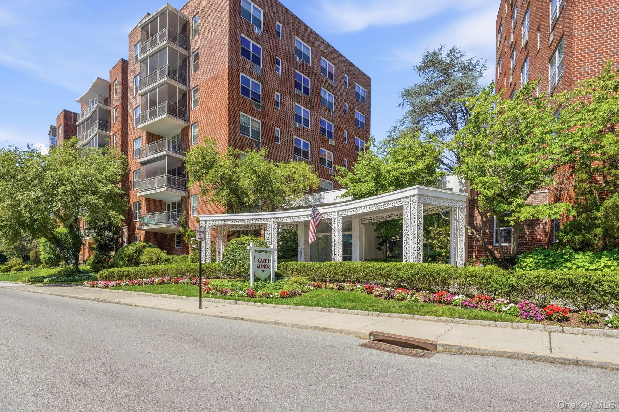 281 Garth Road Unit: B5H, Scarsdale