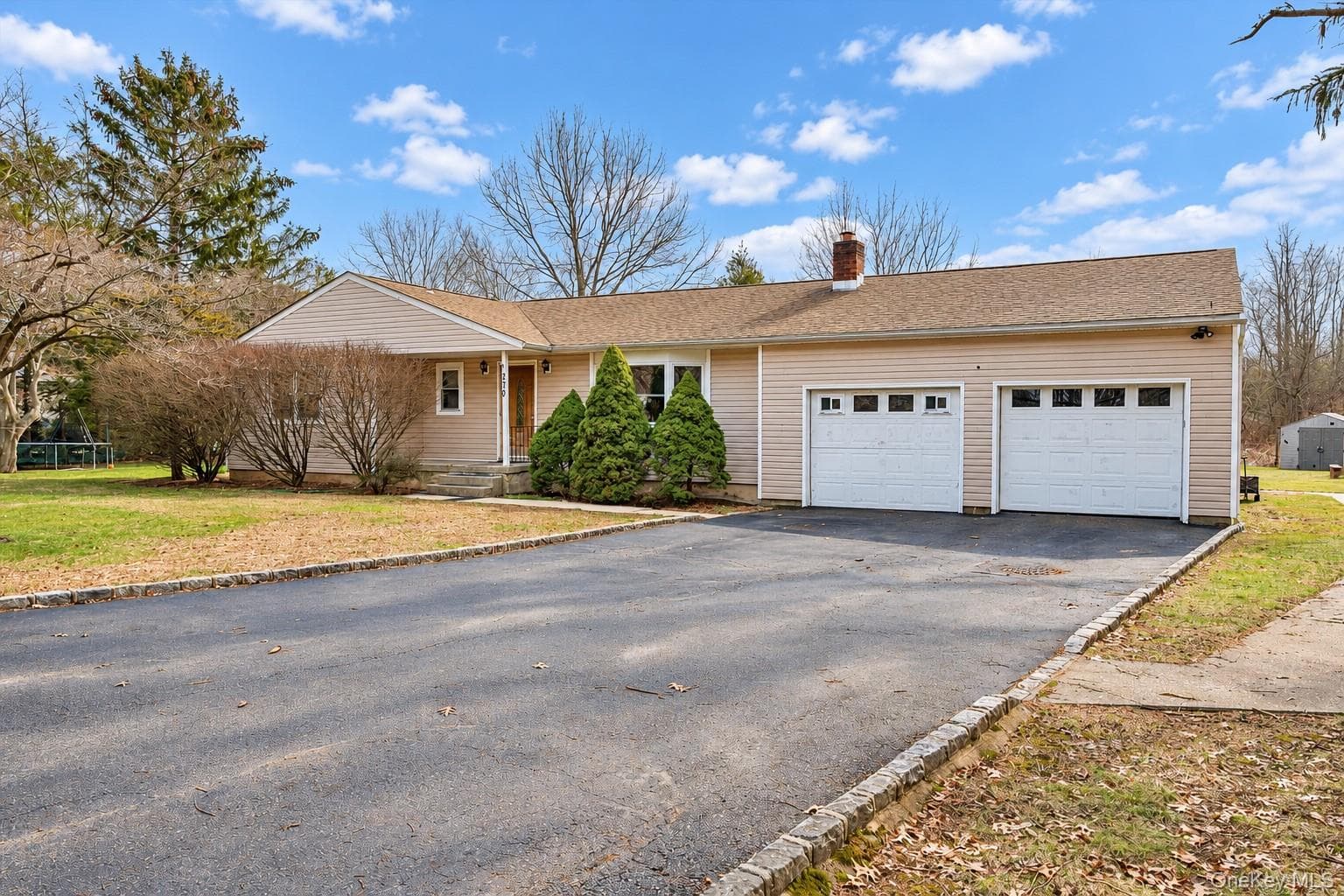 270 Old Commack Road, Kings Park