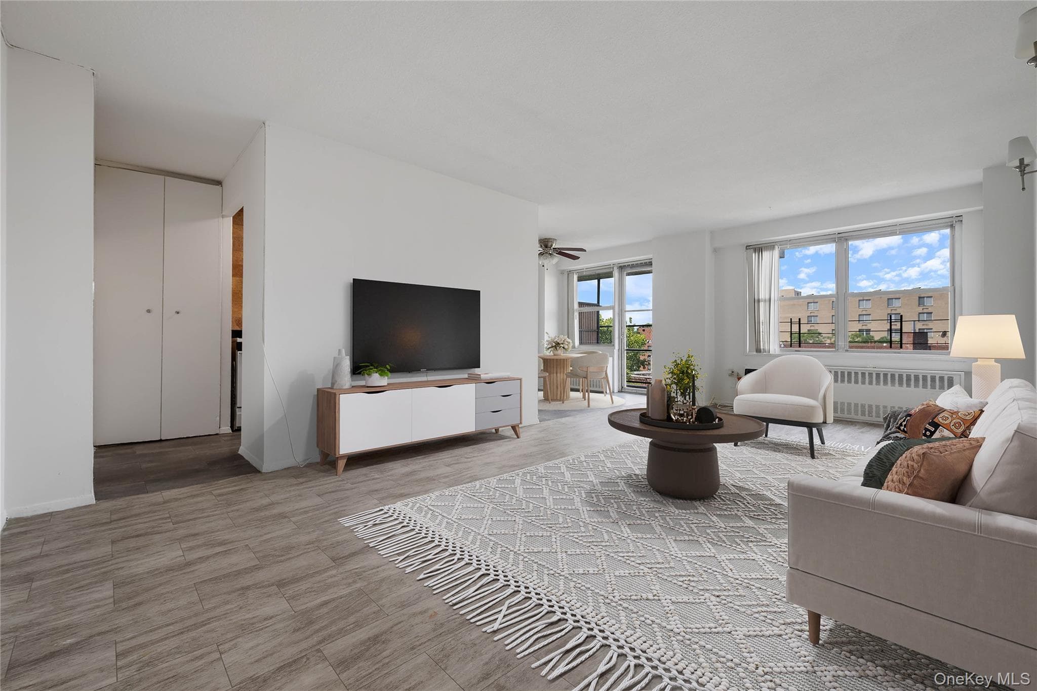 2550 Olinville Avenue Unit: 7E, Bronx