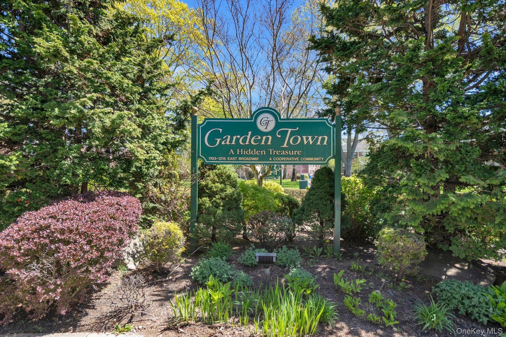 1195 E Broadway Unit: L23, Hewlett