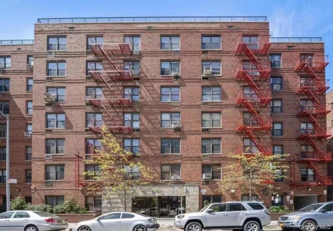 13317 Sanford Avenue Unit: 2J, Flushing