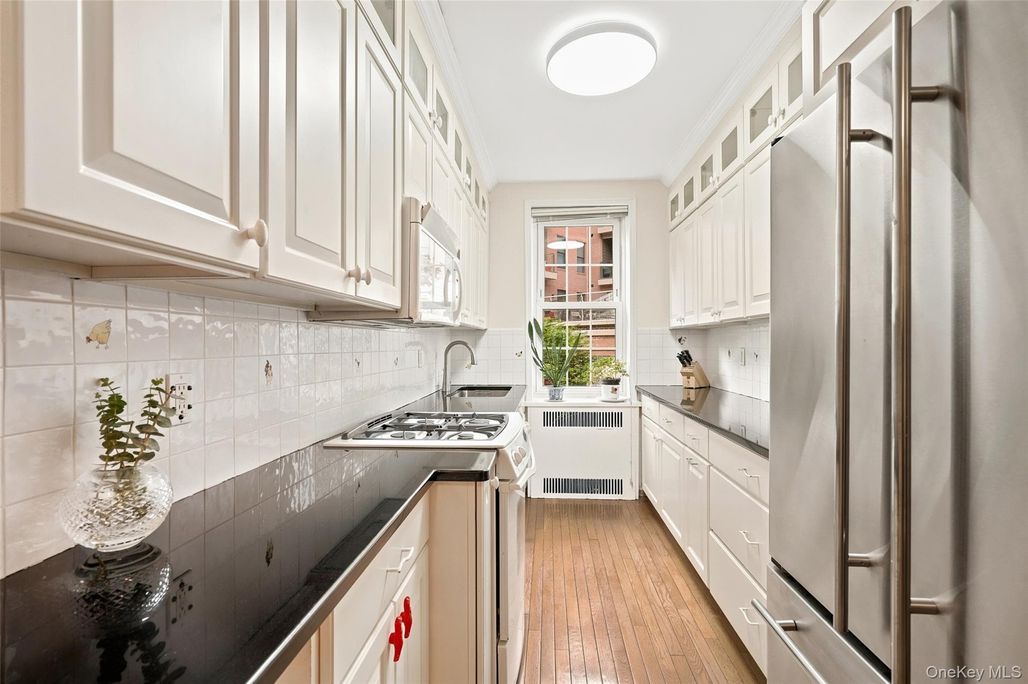 949 Palmer Road Unit: 1R, Bronxville