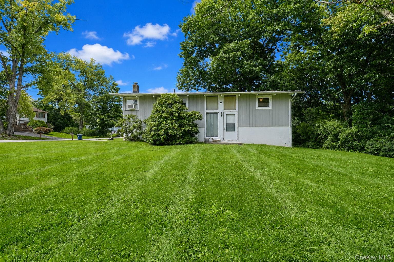 11 Laurie Lane, Newburgh