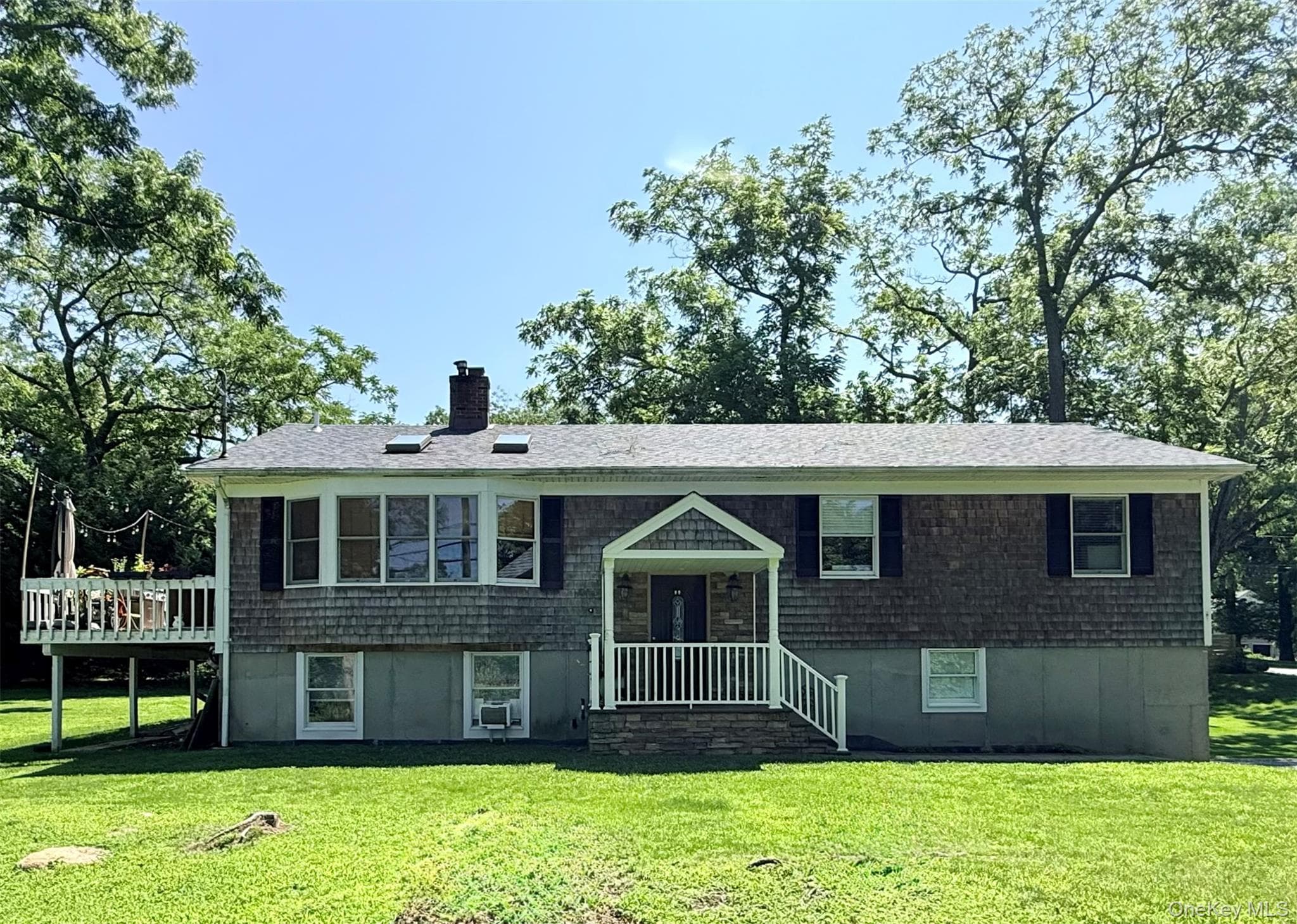 6 Pond View Drive, Wading River
