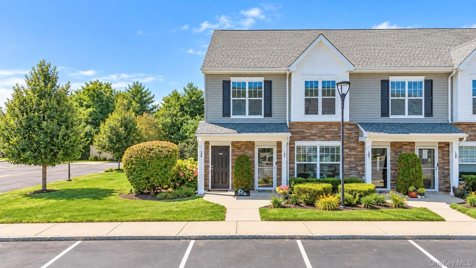 106 Weatherby Lane, Central Islip