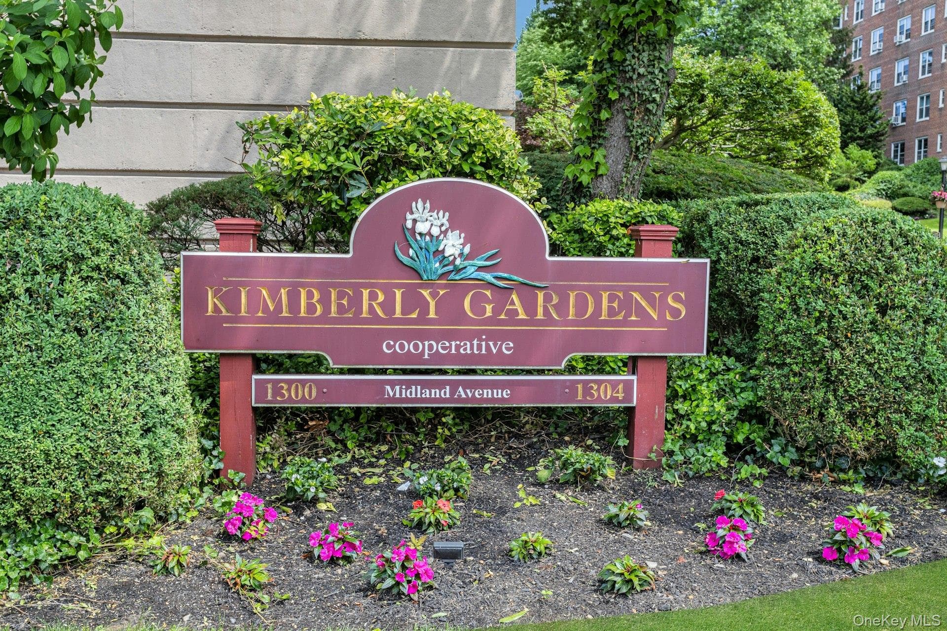 1300 Midland Avenue Unit: A30, Yonkers